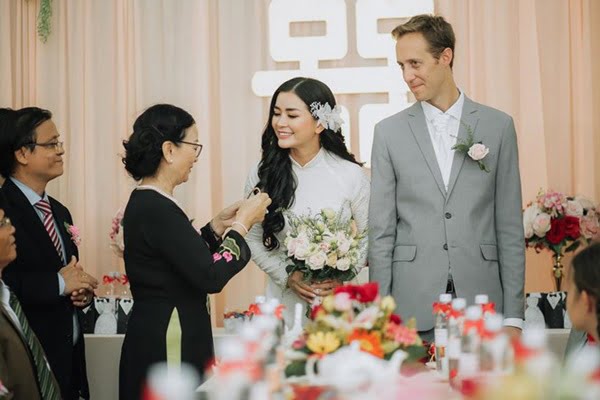 Diệu Thúy: Diễn viên xinh đẹp lấy chồng Tây, bỏ showbiz làm phi công-13