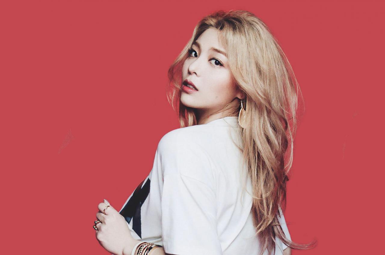 Hình ảnh của Ailee có tì vết vì bạn trai cũ.