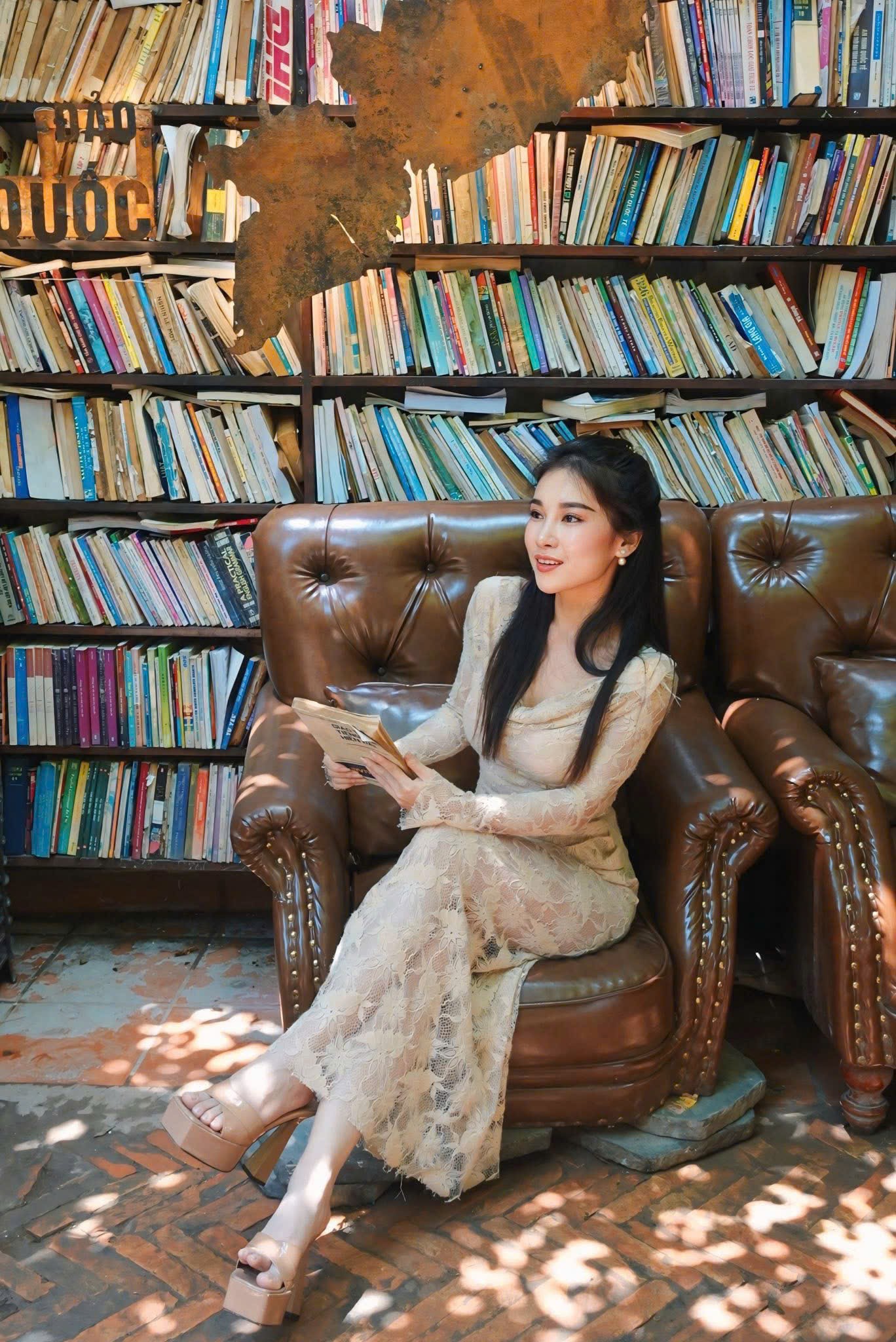 ca-si-kieu-phuong-1-1750038685.jpg