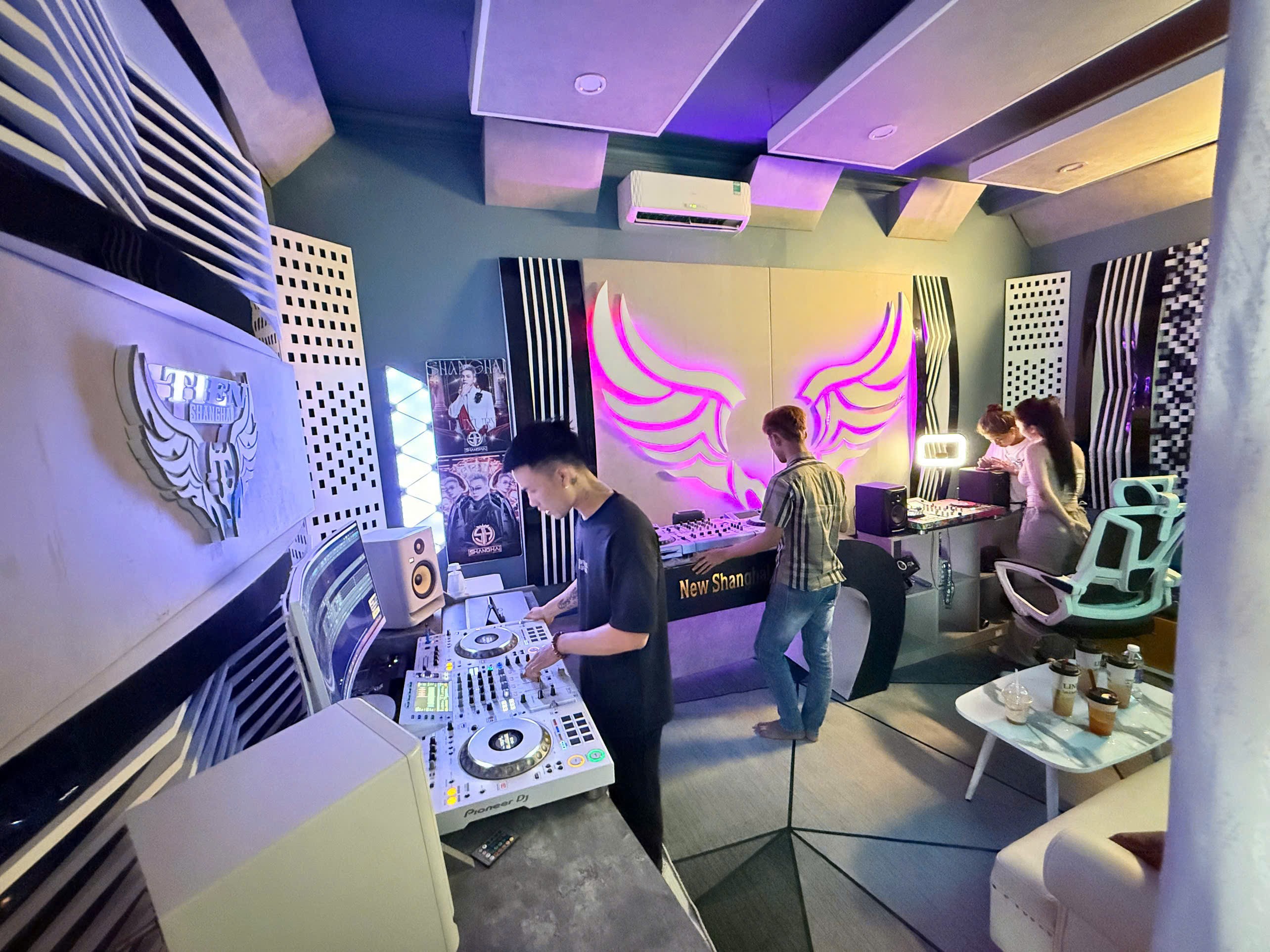 dj-shanghai-2-1750945695.jpg