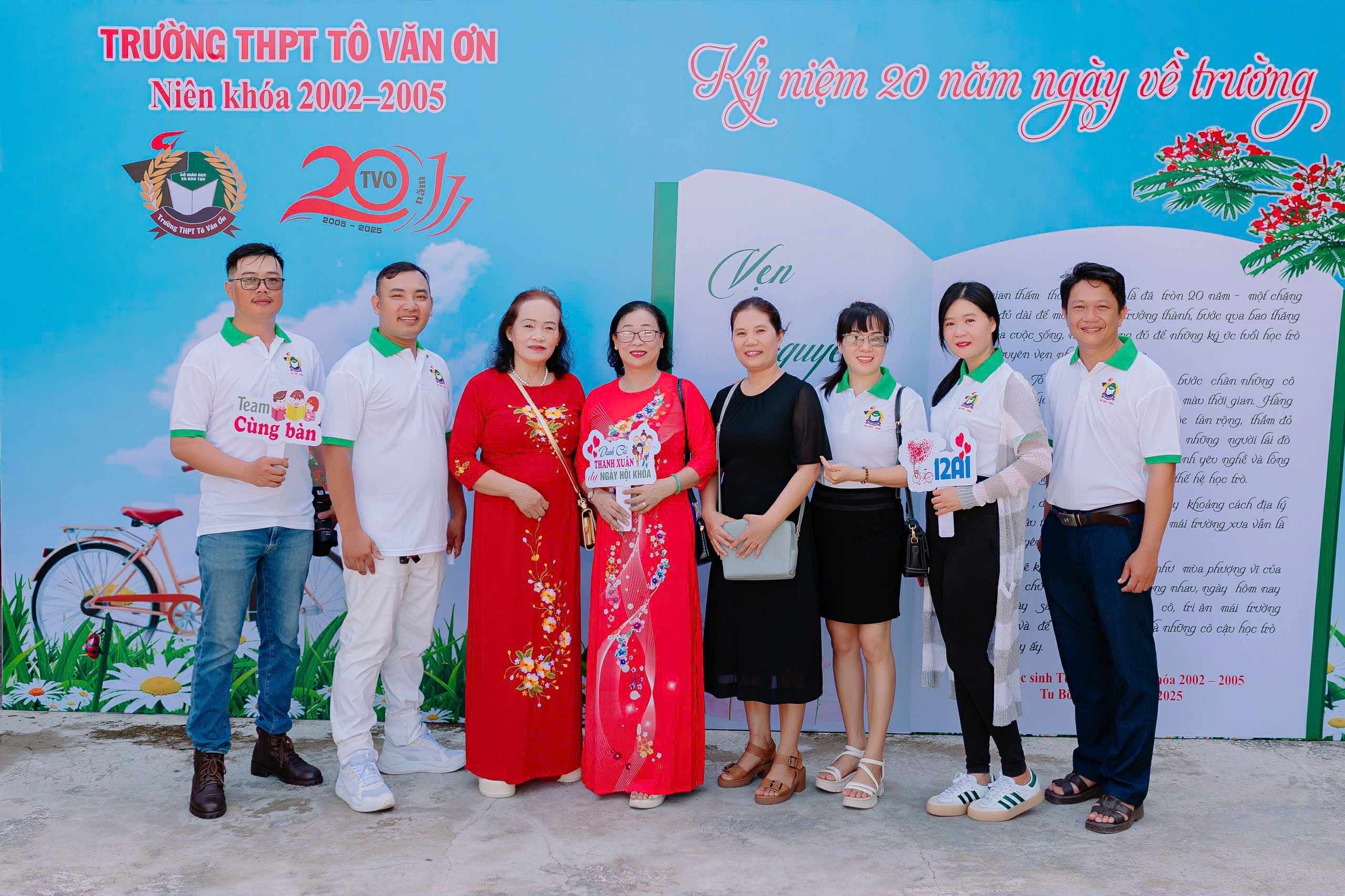 truong-thpt-to-van-on-4-1752154193.jpg