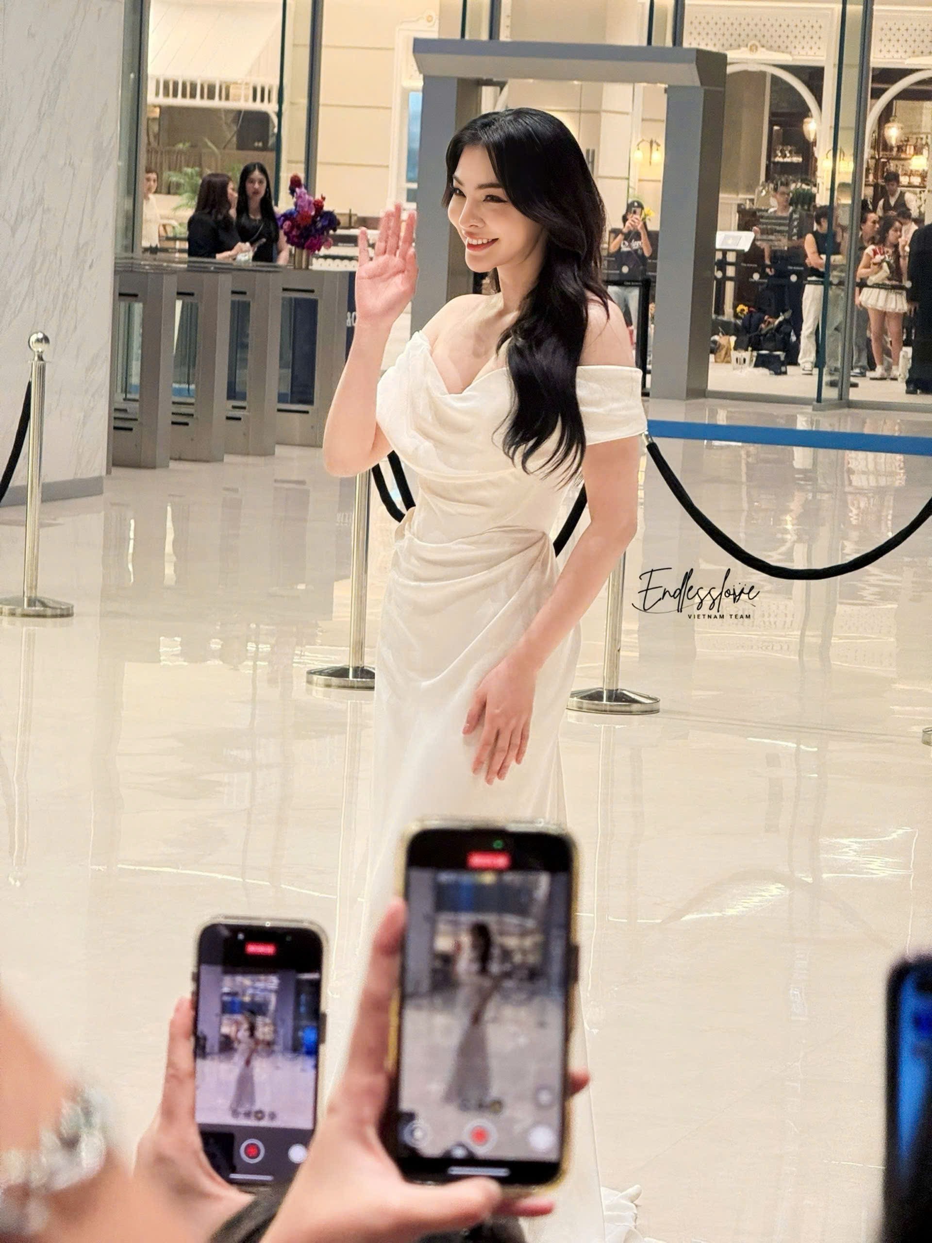 faye-peraya-malisorn-8-1755855666.jpg