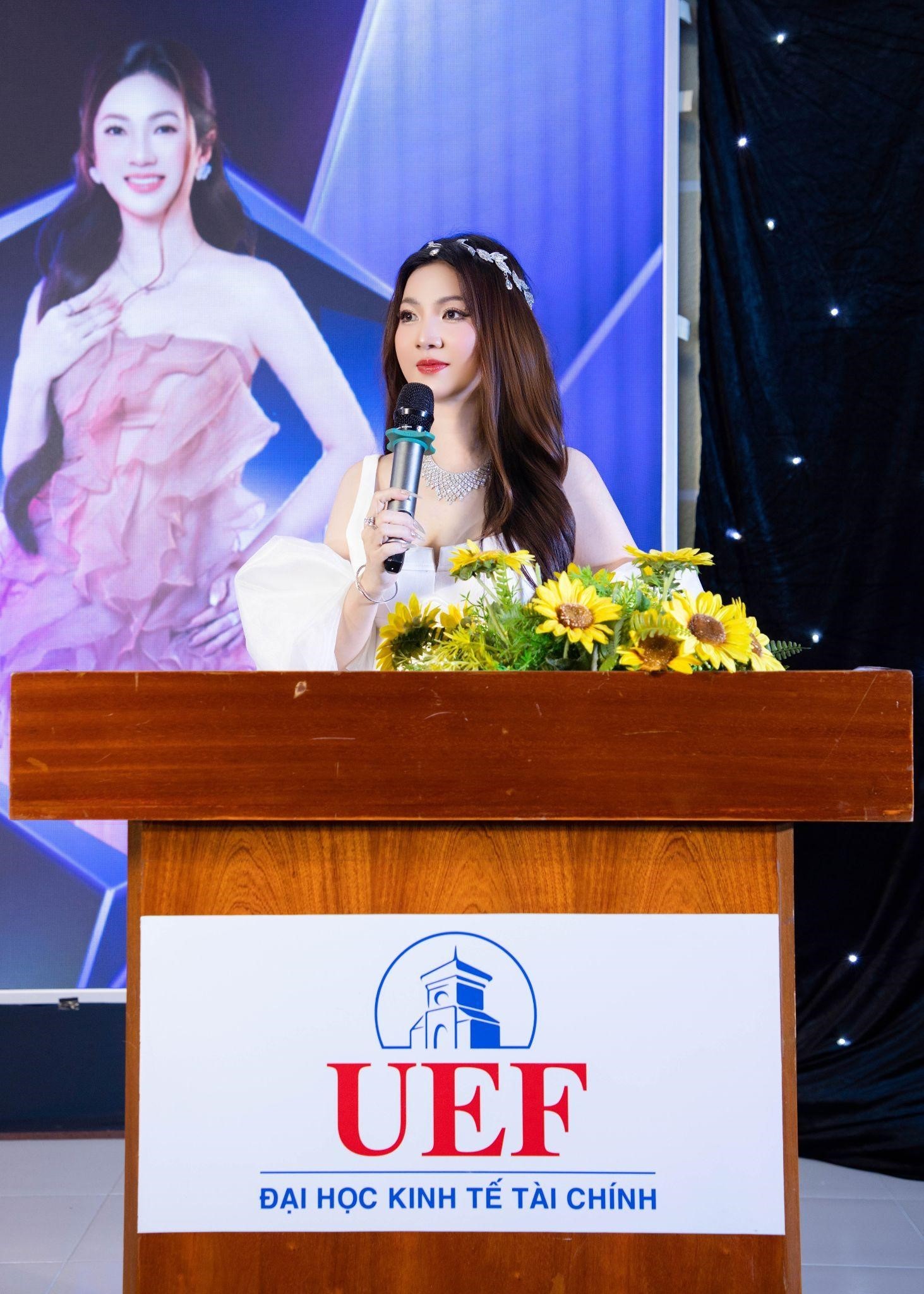 doanh-nhan-linda-truong-1758103960.jpg