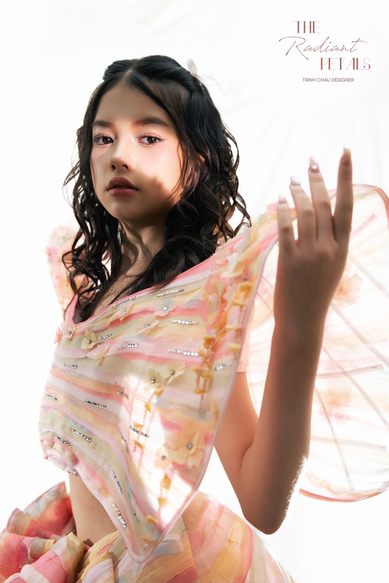 sumi-hoang-kim-1781425020.jpg