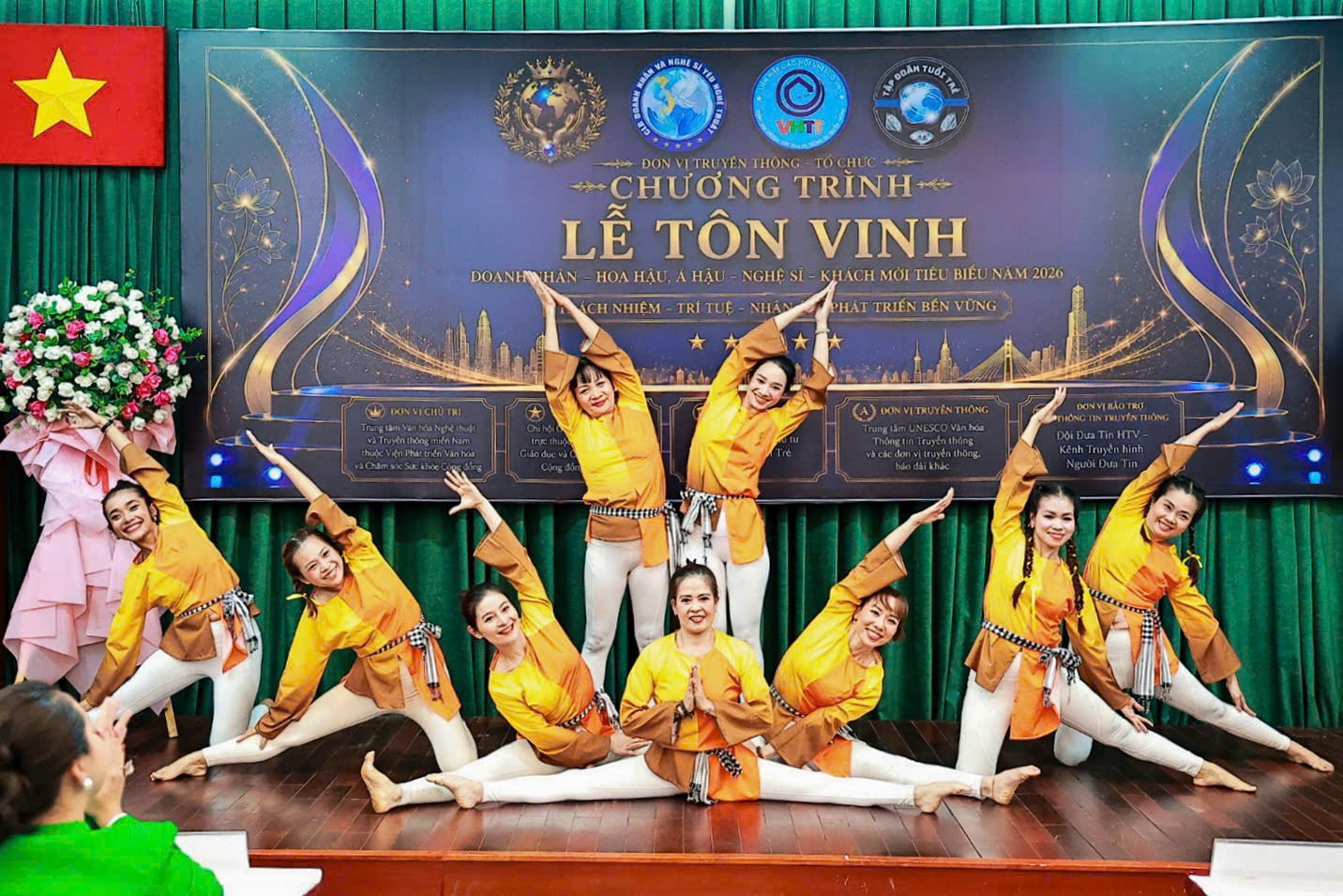 trung-tam-yoga-julia-hanh-6-1788186679.jpg