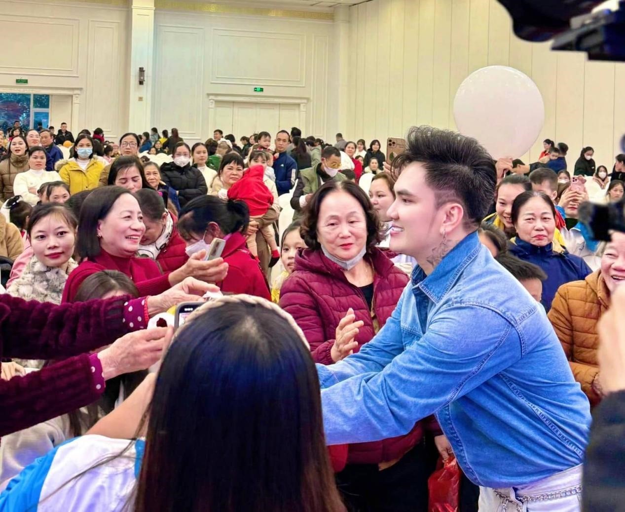 lam-chan-huy-1-1790411260.jpg