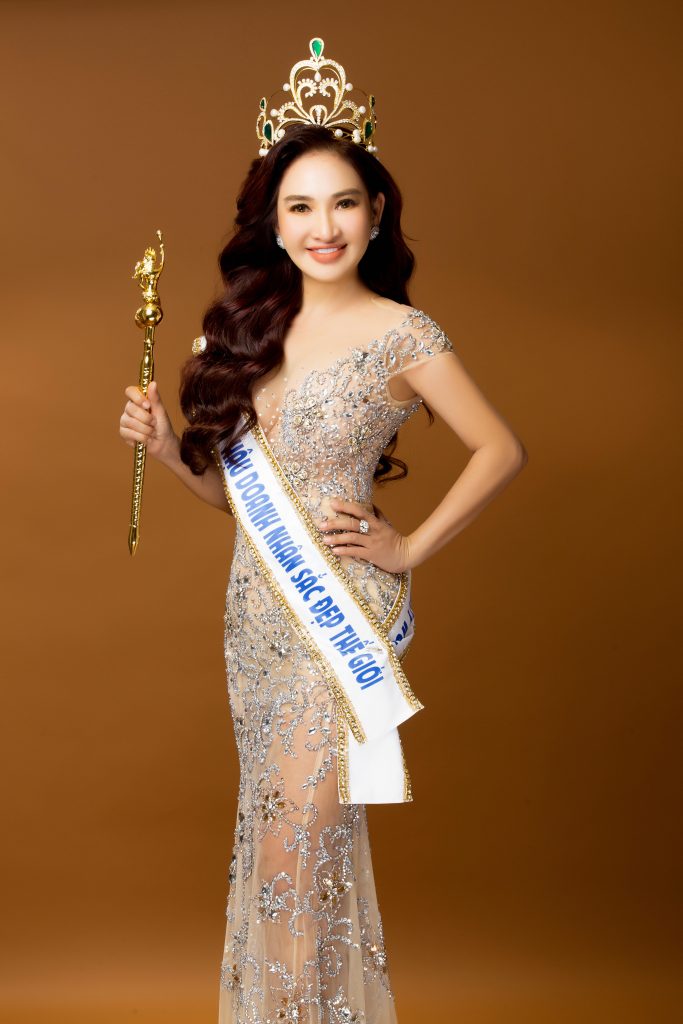 Doanh nhân Thái Phượng trở thành Tân hoa hậu Doanh nhân Sắc đẹp Thế giới 2019 với vương miện 2 tỷ đồng