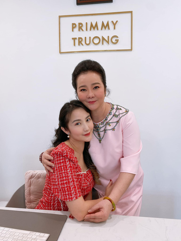 Có thể bạn chưa biết: Phía sau mỗi rich kid Việt là một chị mẹ quyền lực và giàu sụ! - Ảnh 17.