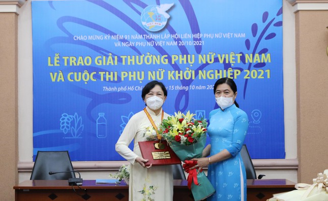 Vinh danh người phụ nữ đưa kỹ thuật ECMO về Việt Nam ảnh 2