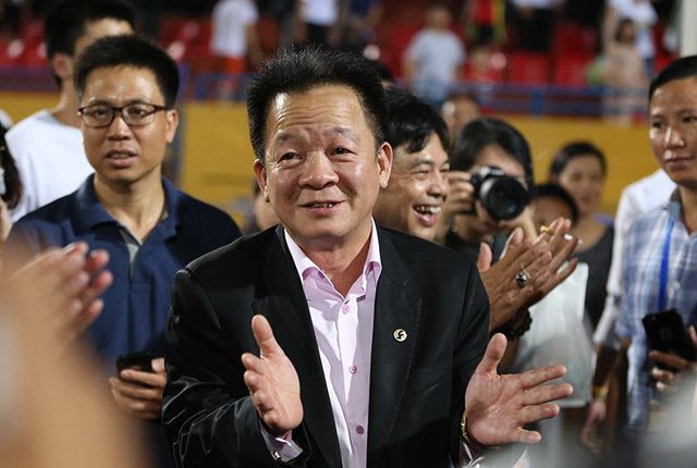 2 ông bầu Nhâm Dần nổi tiếng của làng bóng đá Việt: Thái cực trái ngược nhưng đều là doanh nhân máu mặt trên thương trường,  “người hùng” thầm lặng của môn thể thao vua nước nhà – Ảnh 9.