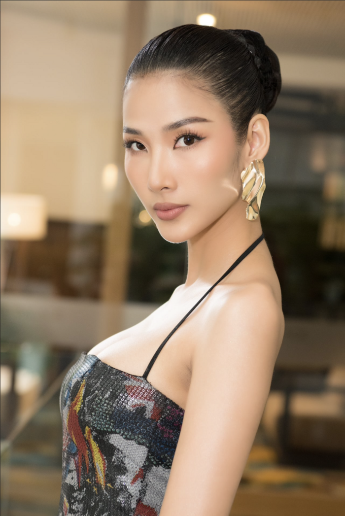 Á hậu Hoàng Thùy dương tính với Covid-19, nghi bị lây nhiễm từ họp báo Hoa hậu Hoàn vũ Việt Nam 2022 Ảnh 5