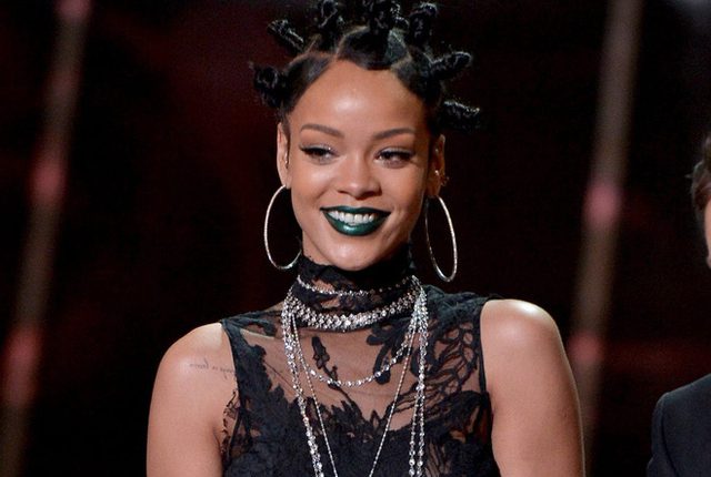 Đây là cách Rihanna gây dựng khối tài sản trị giá 1,7 tỷ USD để trở thành nữ ca sĩ – nhạc sĩ giàu nhất thế giới! – Ảnh 3.
