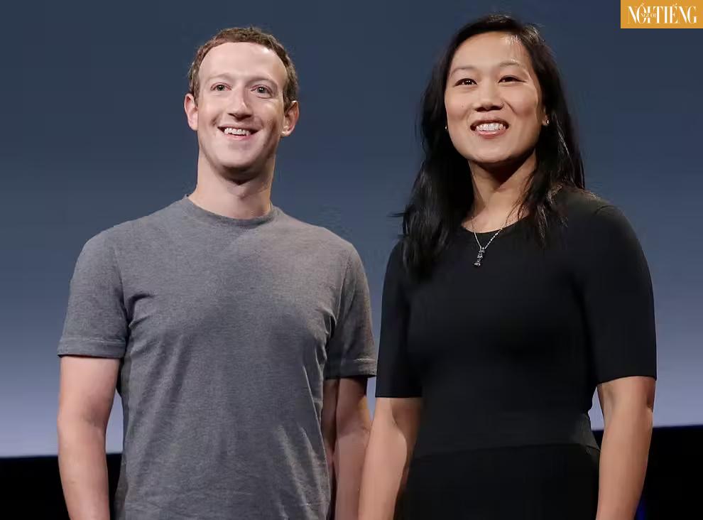 Tỷ phú Mark Zuckerberg và vợ thực sự sống xa hoa cỡ nào? - Ảnh 1.
