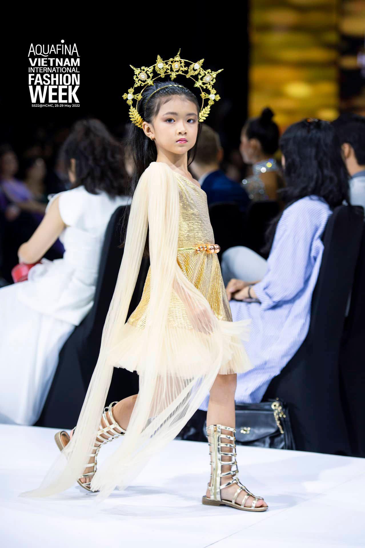 Model Kids Annie Thien Kim 1