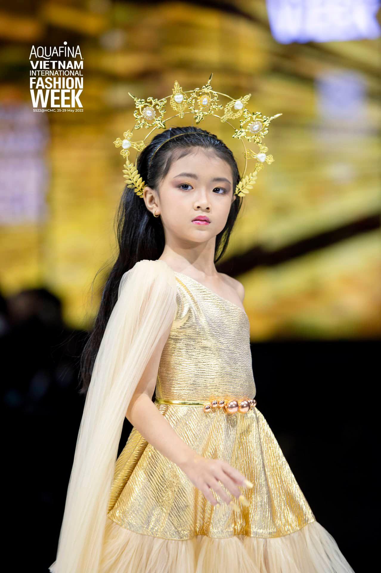 Model Kids Annie Thien Kim 7