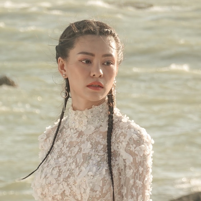 Bùi Lan Hương đảm nhận vai diễn Khánh Ly 'Em và Trịnh': Sở hữu học vấn và tư duy nghệ thuật đáng nể Ảnh 2