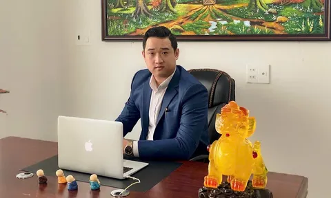 NGUYỄN QUỐC THẮNG: ÁNH DƯƠNG TRONG TÂM LŨ