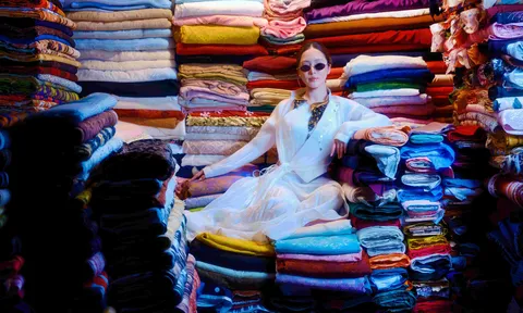 Visual gây sốt của Hương Tràm và câu chuyện phía sau từng tạo hình trong "gái NGHỆ"