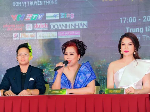 Những điều ít biết về Tiến sĩ truyền thông Huỳnh Thị Như Lý – Trưởng BTC Hoa hậu Việt Hoàn Vũ