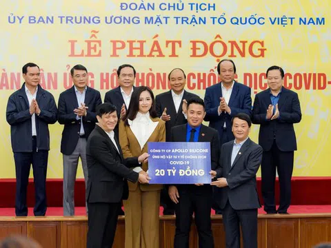 Mai Phương Thúy đại diện doanh nghiệp trao 20 tỉ đồng cho chính phủ chống dịch COVID