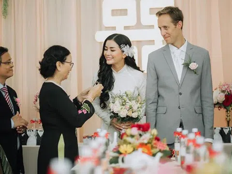 Diệu Thúy: Diễn viên xinh đẹp lấy chồng Tây, bỏ showbiz làm phi công
