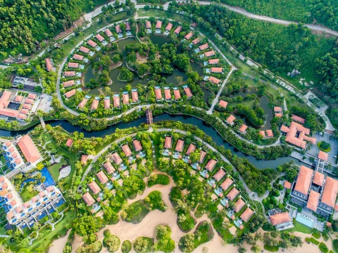 Ẩm thực, giải trí đặc sắc cho Tết 2021 ở Banyan Tree và Angsana Lăng Cô