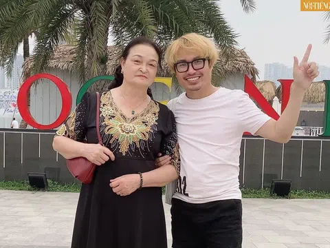 Ông bầu Tommy Văn: “Mẹ ơi! Cảm ơn mẹ của con, con thương mẹ rất nhiều”