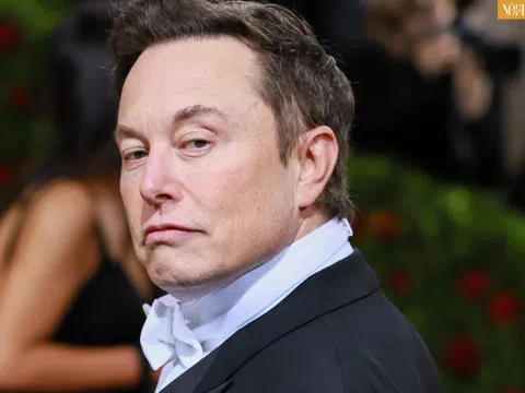 Elon Musk chính thức tăng tốc 'cực căng' để giành lại ngôi vị giàu nhất thế giới, khoảng cách với top 1 chỉ còn 3 tỷ USD