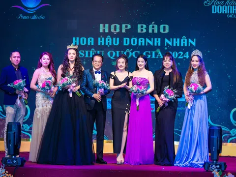 Nghệ nhân Kim hoàn Quốc gia Hồ Thị Thanh Hương ngồi “ghế nóng” đêm chung kết Hoa hậu Doanh nhân Siêu Quốc Gia 2024