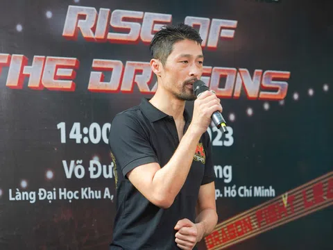 Johnny Trí Nguyễn làm tổng đạo diễn giải MMA