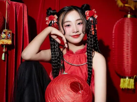 Vicky Phương Vy Rạng Rỡ Trong Bộ Ảnh Vui Trung Thu 2024