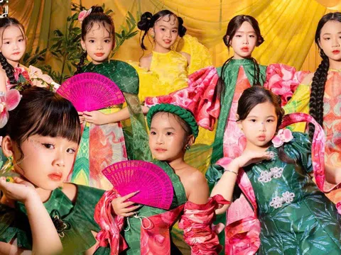 Loạt khoảnh khắc xuất thần của các mẫu nhí nhà Trinh Châu tại Lunar New Year Fashion Runway 2