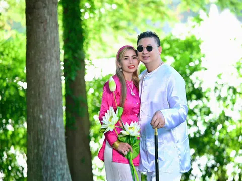CEO Nguyễn Thị Thu Hằng và chồng gây ấn tượng với bộ ảnh đậm chất miền Tây