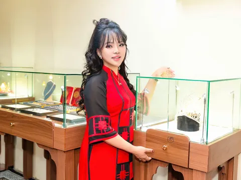 Queen Pearl PQ – Nhà tài trợ Kim Cương Pickleball Icon Championship, tôn vinh vẻ đẹp và bản lĩnh phụ nữ hiện đại