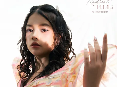 VEDETTE SUMI HOÀNG KIM MẢNH GHÉP CUỐI CÙNG ĐẦY TRỌN VẸN CỦA BST “THE RADIANT PETALS” CỦA NTK TRINH CHÂU