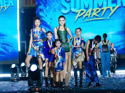 Model kids Ban Mê Model catwalk cùng vũ công trẻ tại Summer Party 2026