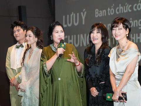 NSND Hồng Vân thán phục vai diễn Hồng Đào trong “Lên hương”