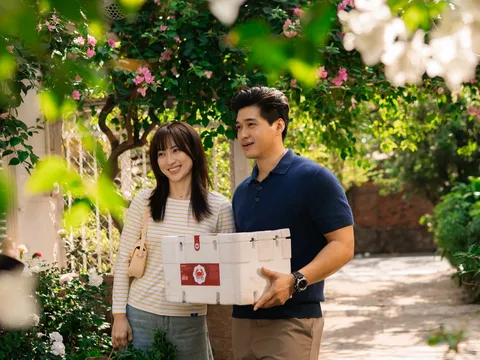 Phương Anh Đào dẫn Ma Ran Đô về ra mắt mẹ Hồng Đào