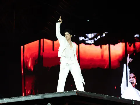 “Chiến tướng” Đinh Mạnh Ninh bùng nổ Concert ATVNCG 2026