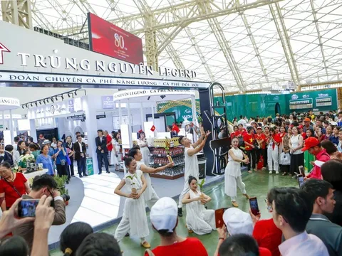 Ấn tượng không gian văn hóa cà phê Việt Nam đặc sắc