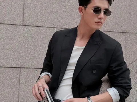 Mỹ nam thế hệ mới với gương mặt hoàn hảo chuẩn "tỷ lệ vàng"