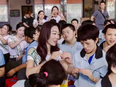 Lại Thị Thu Hà – Tân Hoa Hậu Với Trái Tim Nhân Ái: Nụ Cười Trẻ Khuyết Tật Là Ánh Sáng Diệu Kỳ