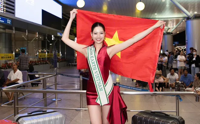 Miss Earth Vietnam 2024 Cao Ngọc Bích chính thức lên đường sang Philippines dự thi quốc tế